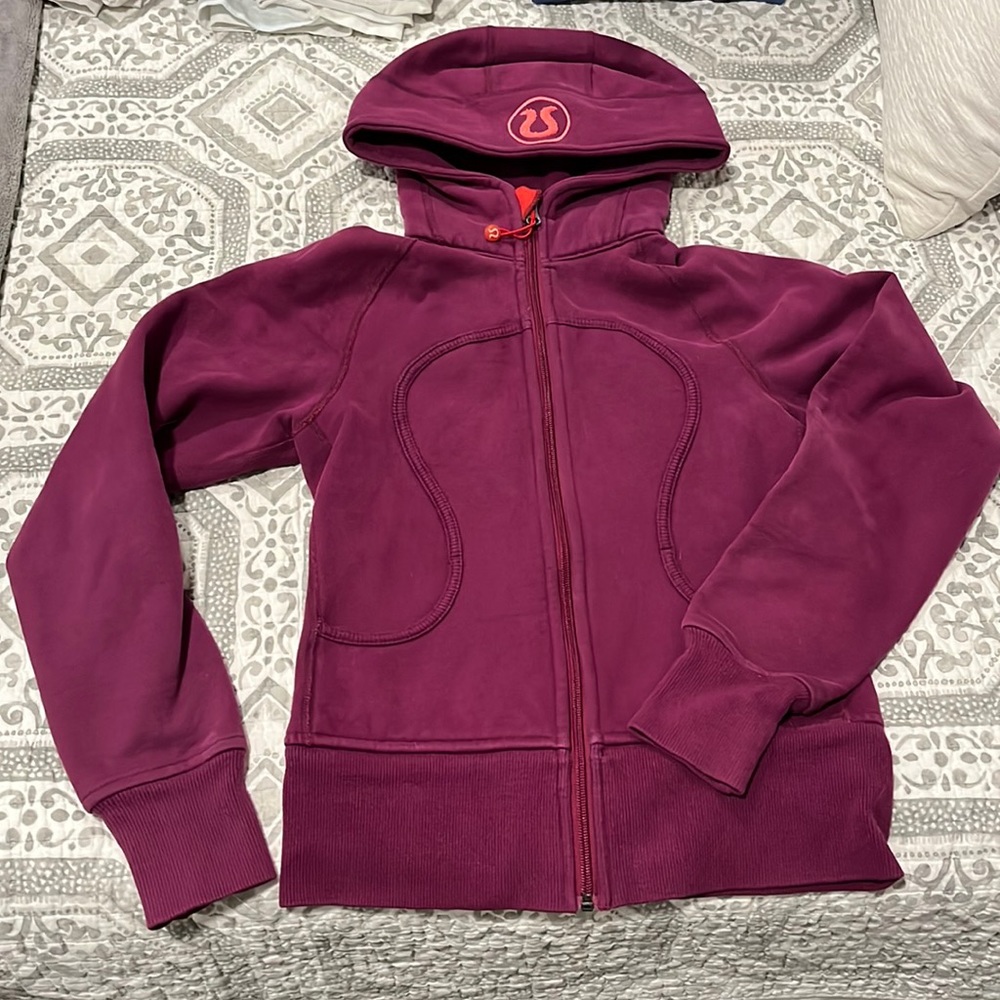 XS Lululemon Sweatshirt